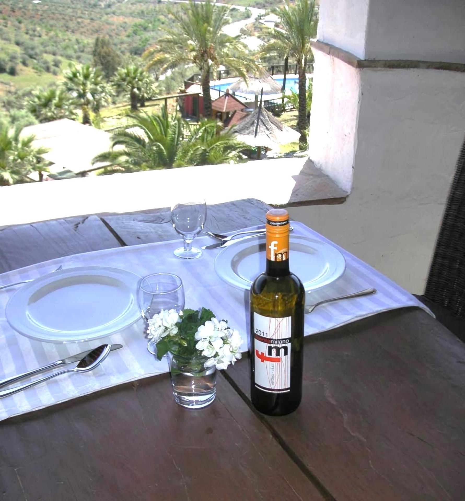 Rural Cottage, With Pool & Optional Private 6 Guests Jacuzzi โตล็อกซ์ ภายนอก รูปภาพ