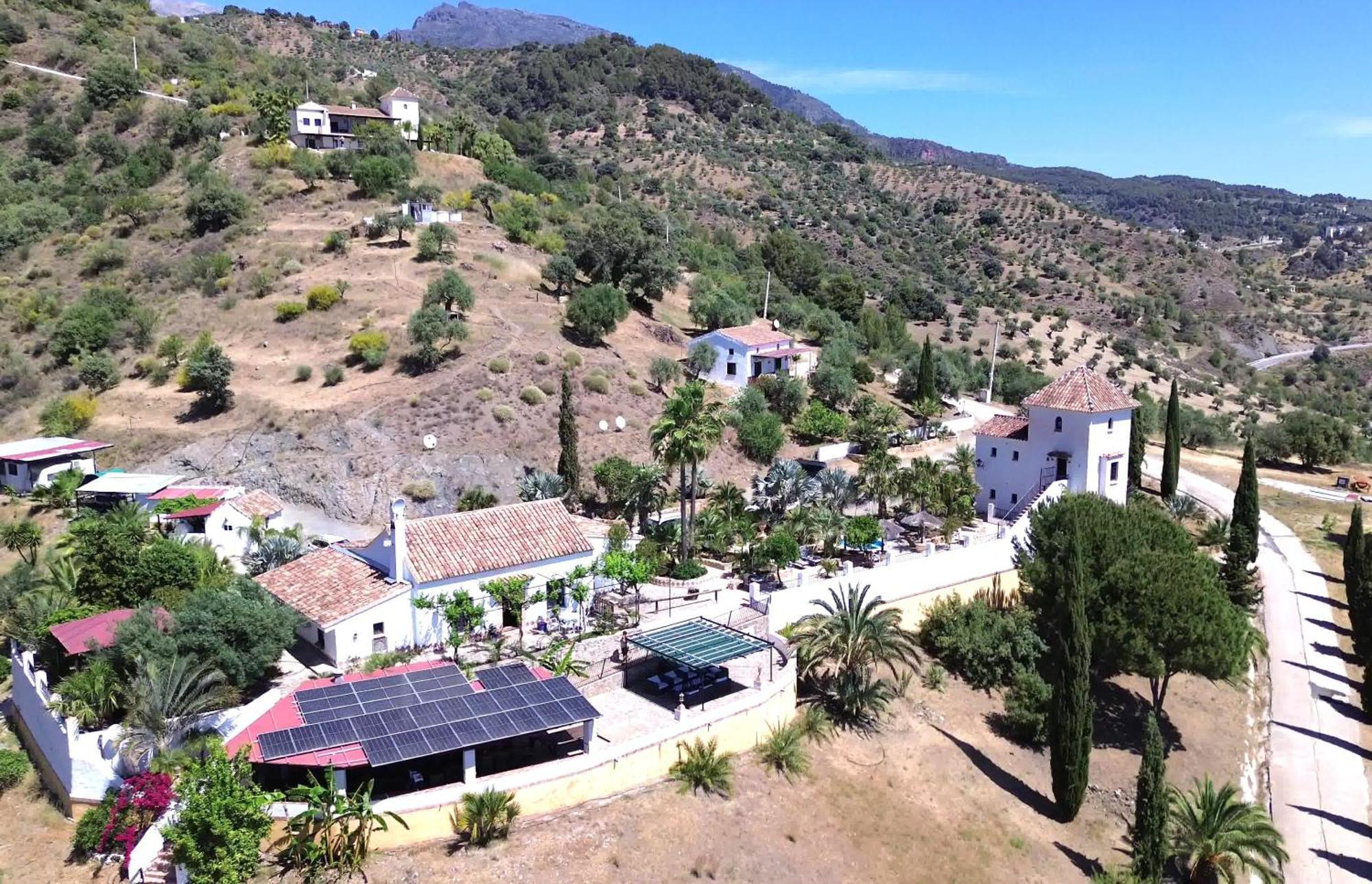 Rural Cottage, With Pool & Optional Private 6 Guests Jacuzzi โตล็อกซ์ ภายนอก รูปภาพ