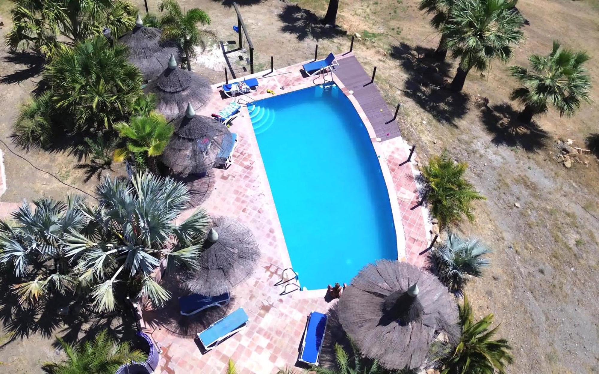 Rural Cottage, With Pool & Optional Private 6 Guests Jacuzzi โตล็อกซ์ ภายนอก รูปภาพ